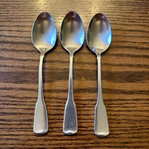 Oneida American Colonial Teaspoons Set Of 3.  Slight Damage To 1 Spoon